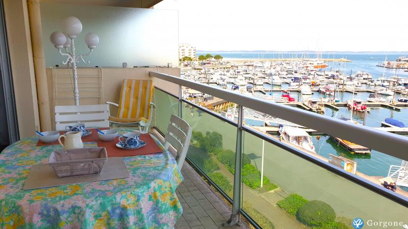 Photo n°1 de :Arcachon agrable et joli T2 vue mer belle terrasse  2 pas commerces et plage 