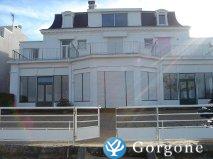 Photo n°2 de :Pieds dans l'eau : 63 m + terrasse de 20 m2 ARCACHON